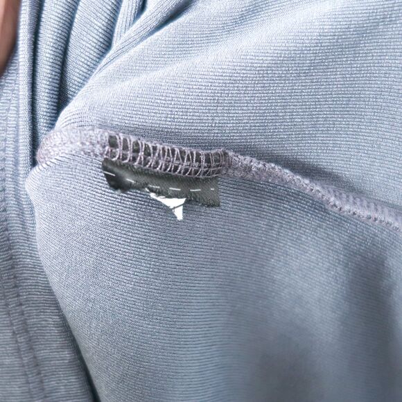 Chico's Womens Tank Top‎ Size 1 Medium Blue Textured Office Staple Minimalist - Picture 6 of 7